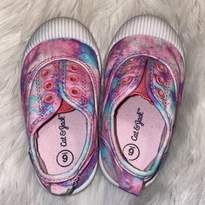 Baby cat and jack shoes size 6